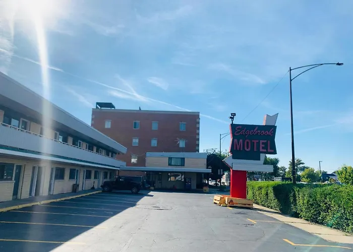 Hotel Edgebrook North Shore By Oyo 2*